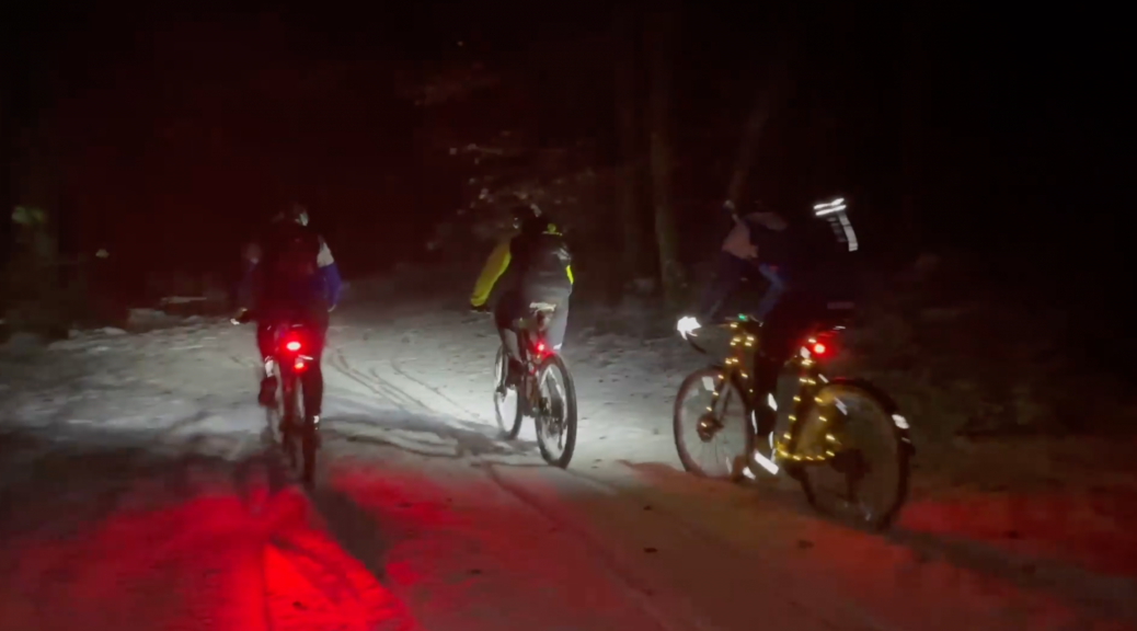 Nachtbiken Weihnachtszeit
